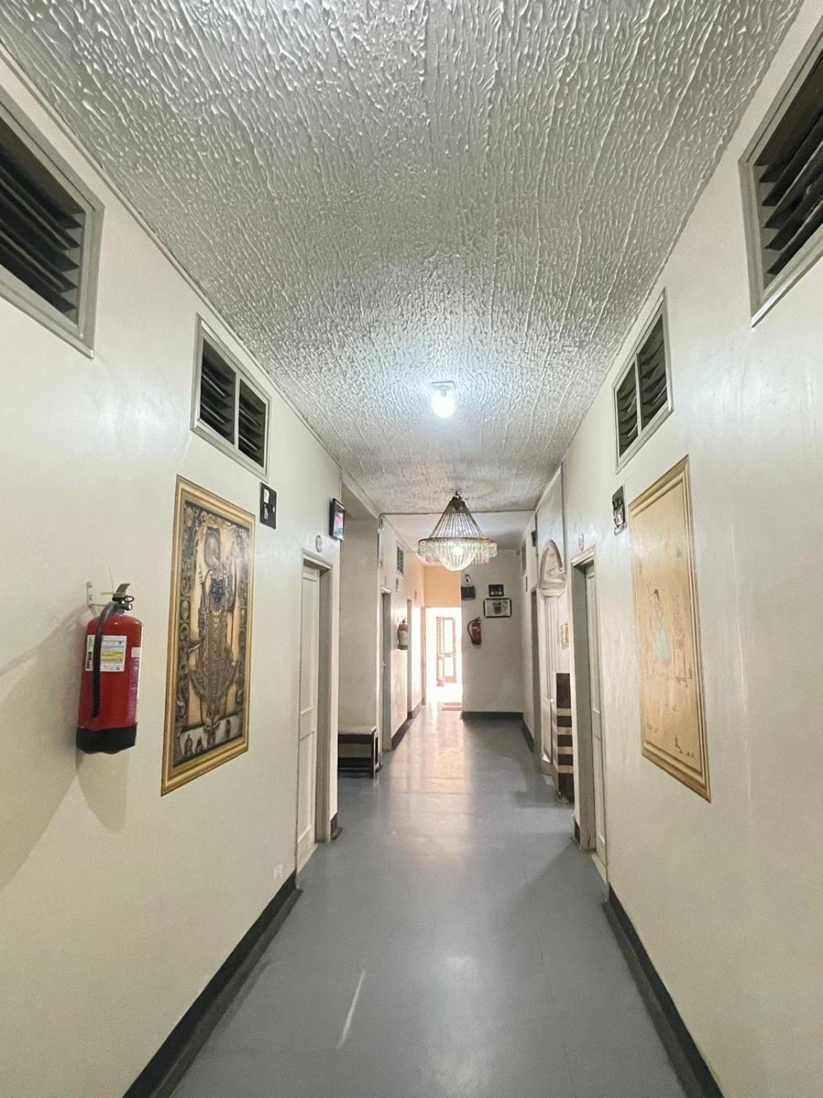 Hotel Rajdhani And Guest House Gujarat - Best Family Hotel In Halol Near Pavagadh And Halol Gidc Esterno foto