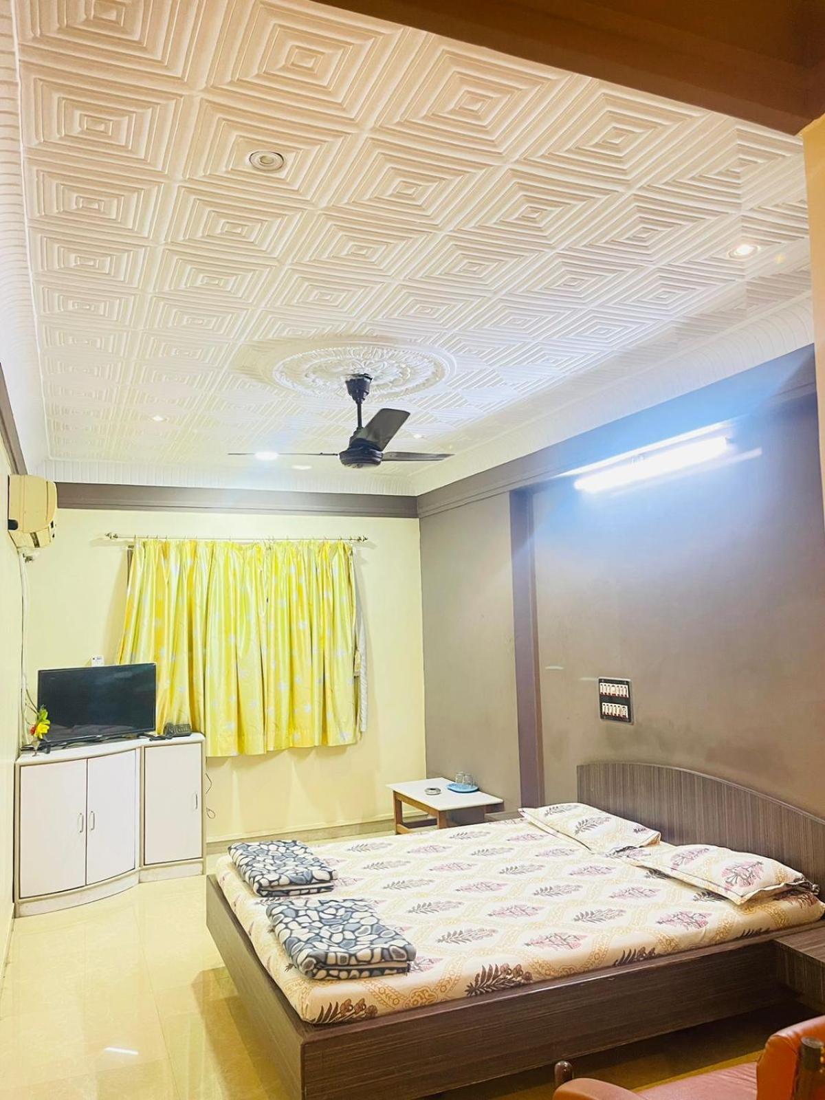 Hotel Rajdhani And Guest House Gujarat - Best Family Hotel In Halol Near Pavagadh And Halol Gidc Esterno foto