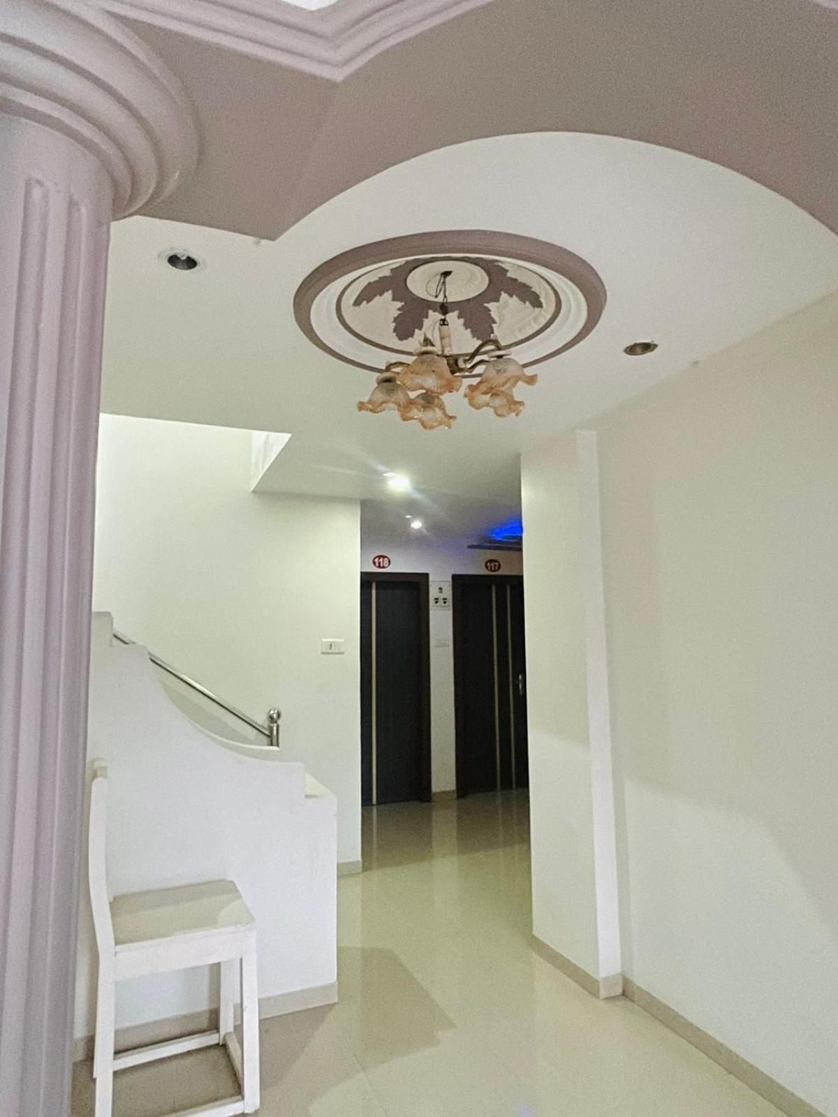 Hotel Rajdhani And Guest House Gujarat - Best Family Hotel In Halol Near Pavagadh And Halol Gidc Esterno foto