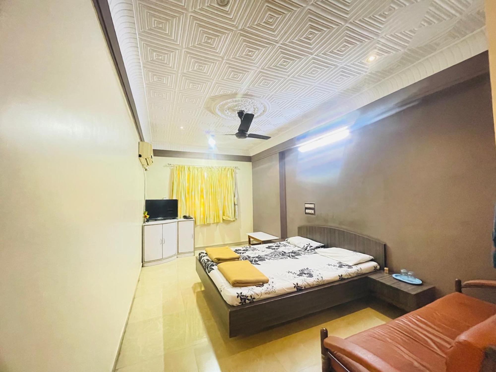 Hotel Rajdhani And Guest House Gujarat - Best Family Hotel In Halol Near Pavagadh And Halol Gidc Esterno foto